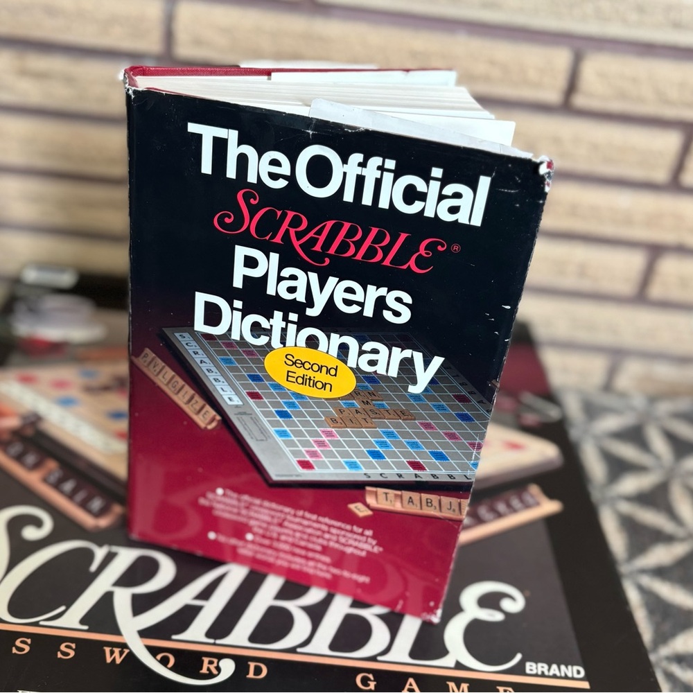 90's The Official Scrabble Players Dictionary 2nd edition - Scrabble Dictionary